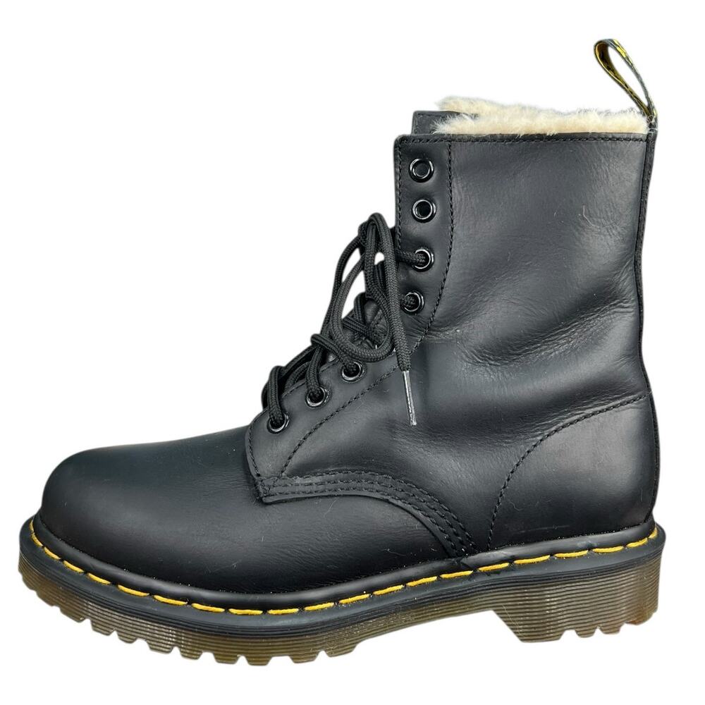 Dr. Martens Women’s Serena Black Leather Lined Combat Boot Size US 7 - Picture 3 of 10